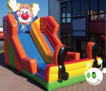 Reuze clown glijbaan